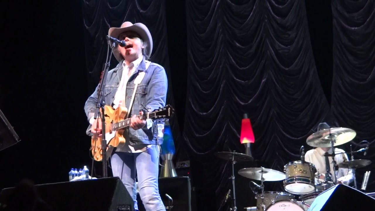 Dwight Yoakam: Dim Lights, Thick Smoke (and Loud, Loud Music) Austin, TX