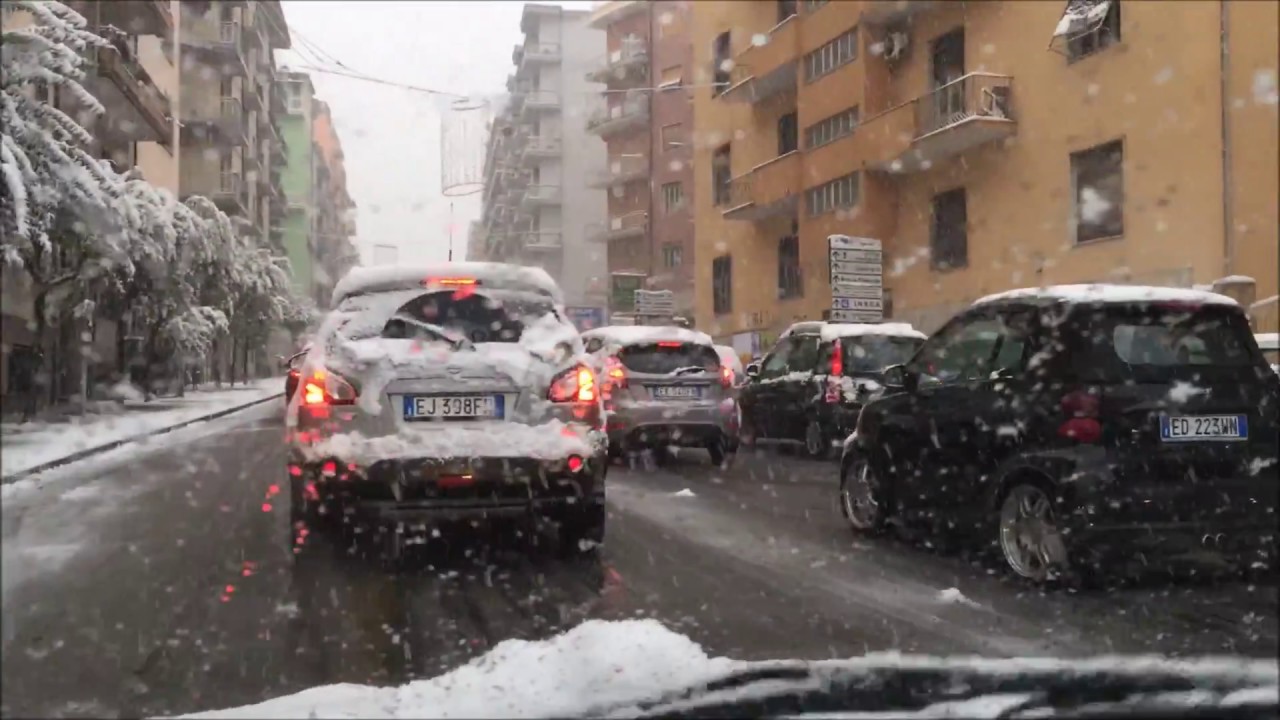 Un giro per le vie di Cosenza sotto la neve