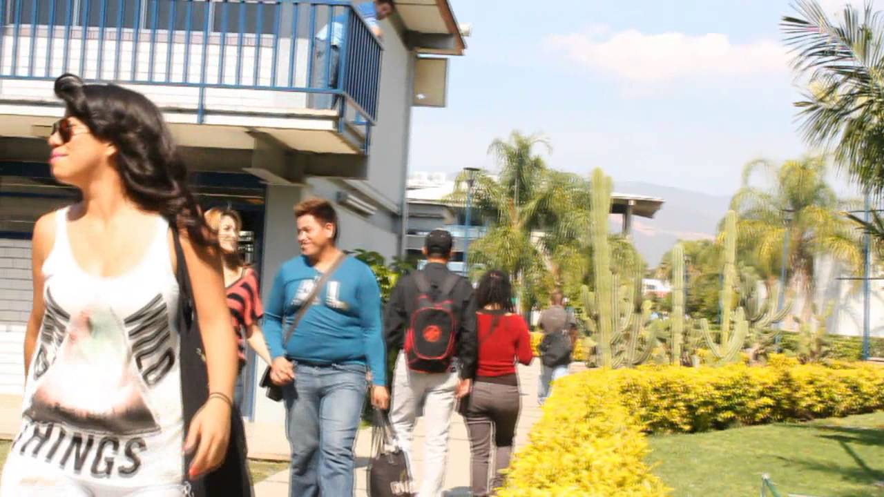 PROMOCION DE LA CARRERA DE TURISMO CUCsur