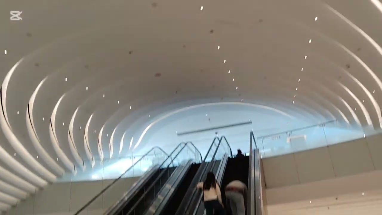 深圳灣萬象城/ 超大/ 名牌店林立