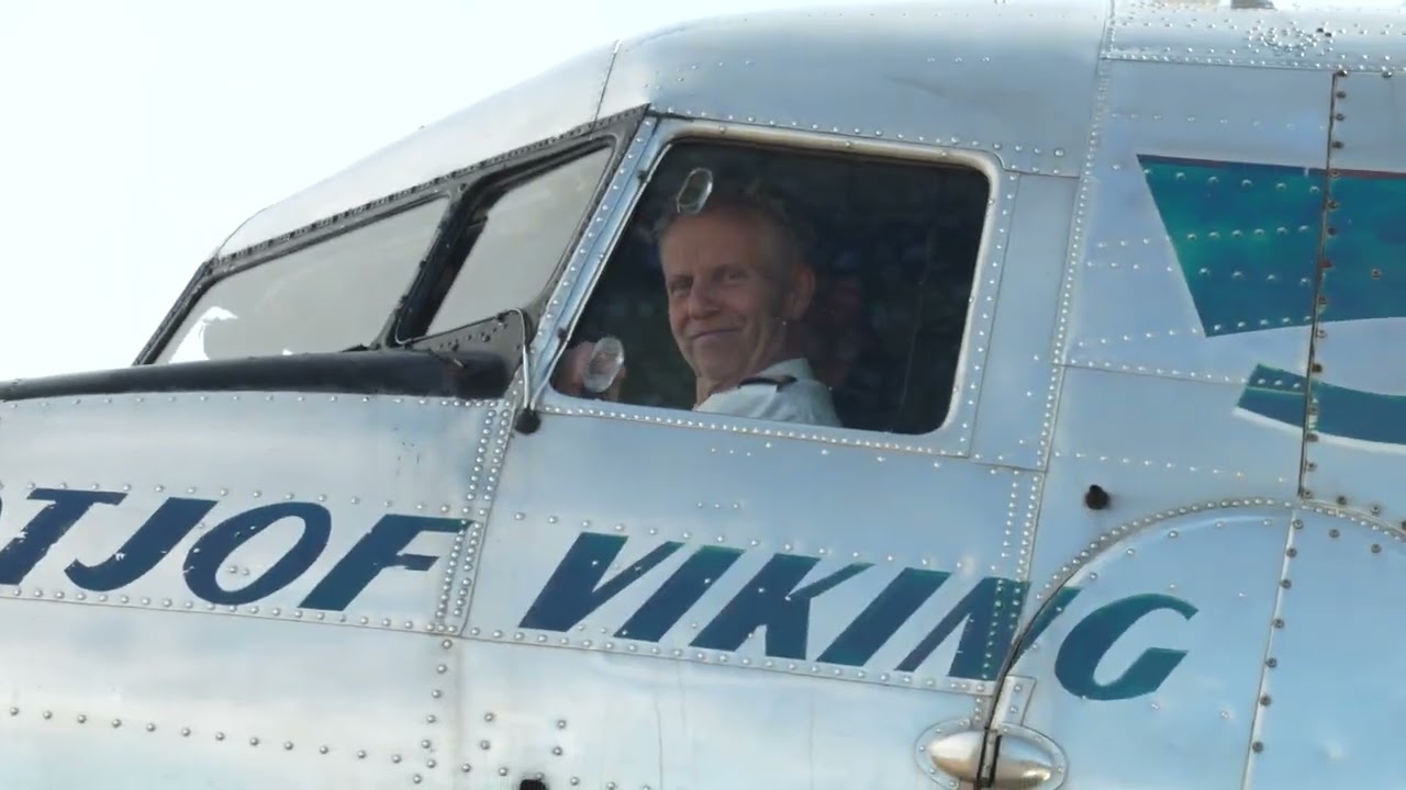 Milit&auml;rhistorisk Tr&auml;ff V&auml;stervik 2025, Military show in V&auml;stervik, Sweden. FLY-IN.