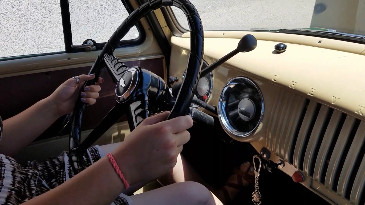 1954 Chevrolet 3100 Start-up and Ride
