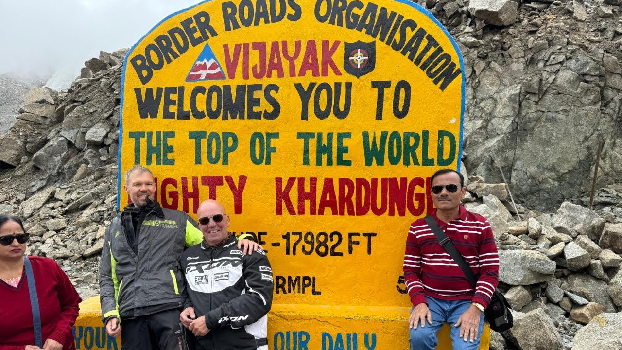 POV riding an Royal Enfield Himalayan - Himalayan Challenge - Leh to Nubra