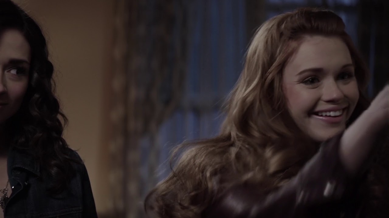Lydia Martin logoless twixtor 1080p
