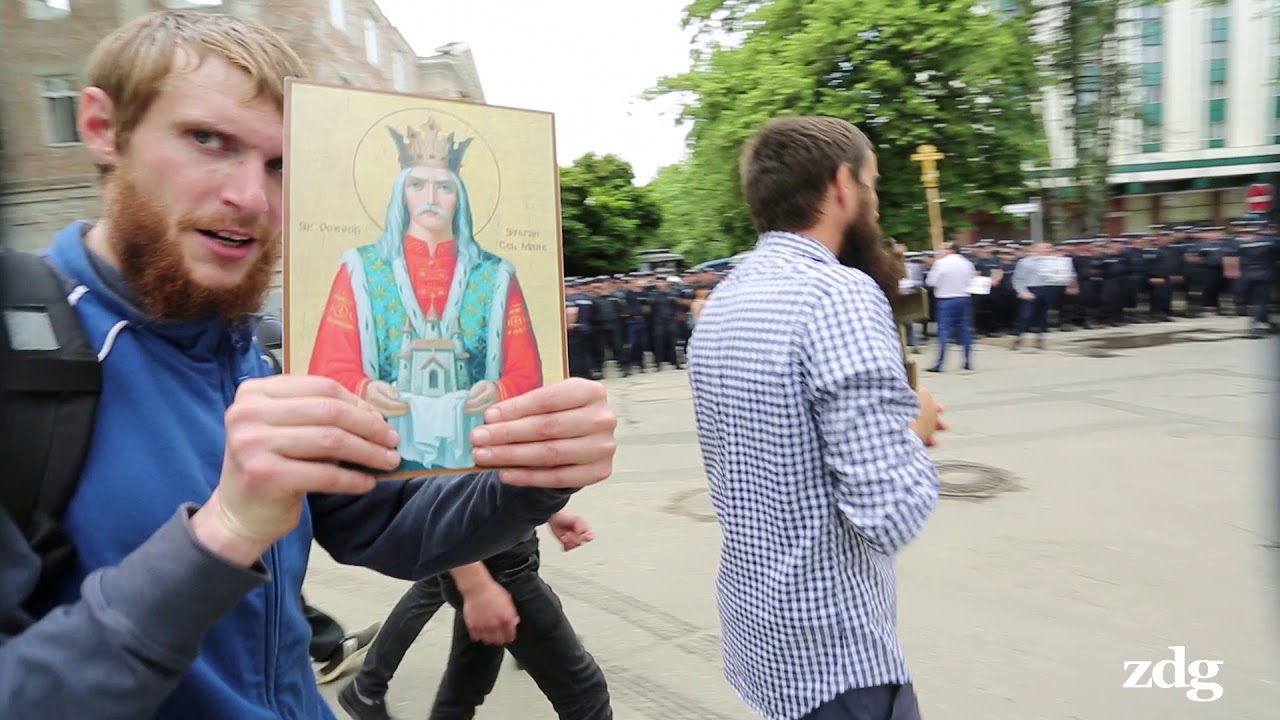 Comunitatea LGBT din R. Moldova a organizat marșul „Sunt OK”