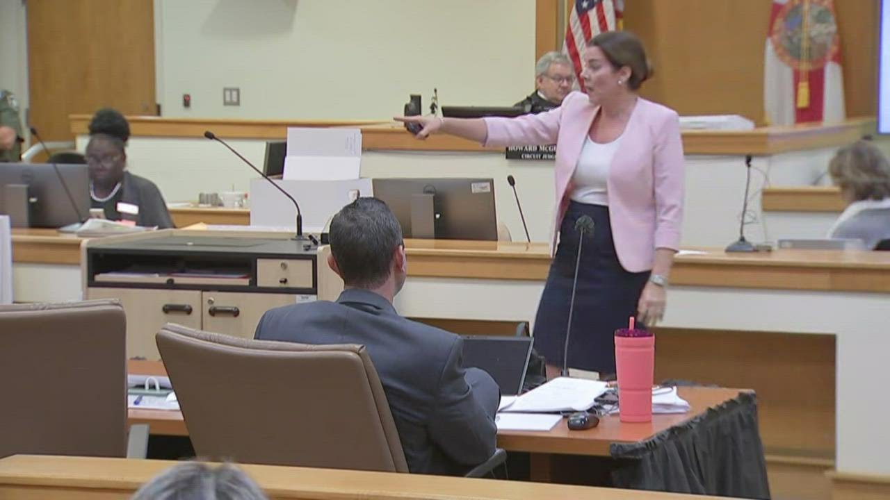 State Attorney Jennifer Duton delivers closing arguments in death penalty trial