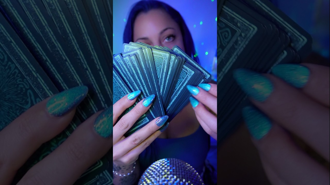 just for funzies💙 #asmr #asmrsounds #asmrvideo #tappingasmr #tarotcards