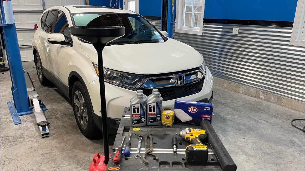 Honda CR-V Service: Oil Change, Air Filter, Tire Rotation