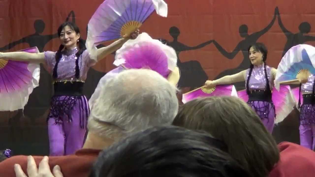 Chinese Folk Dance - Flying Kite