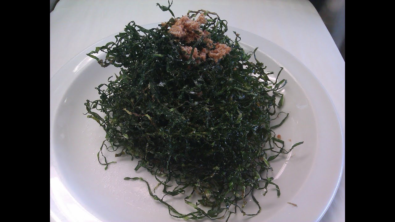 deep fried seaweed ( spring cabbage )