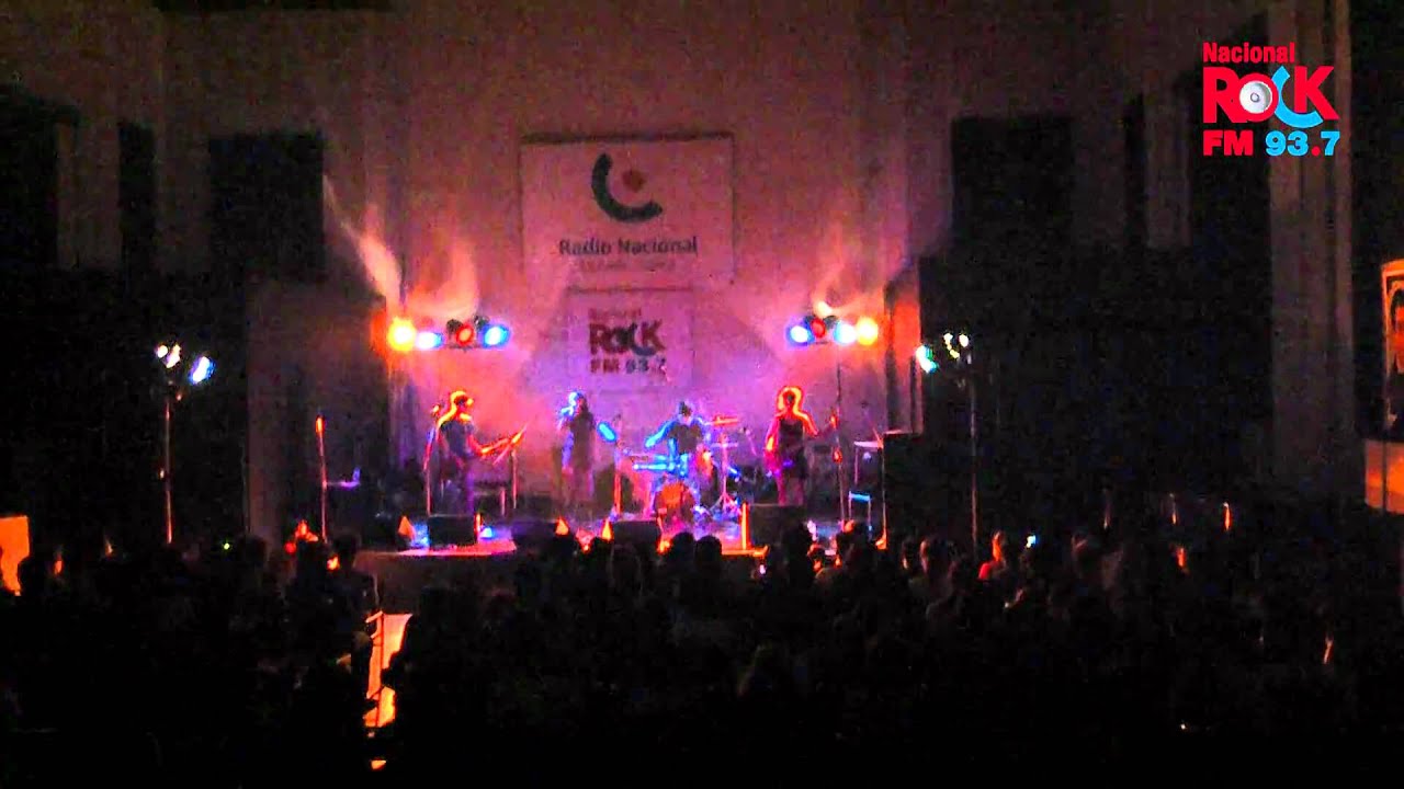 Auditorios Nacional Rock FM 93.7 Rosario Bl&eacute;fari - Viento Helado