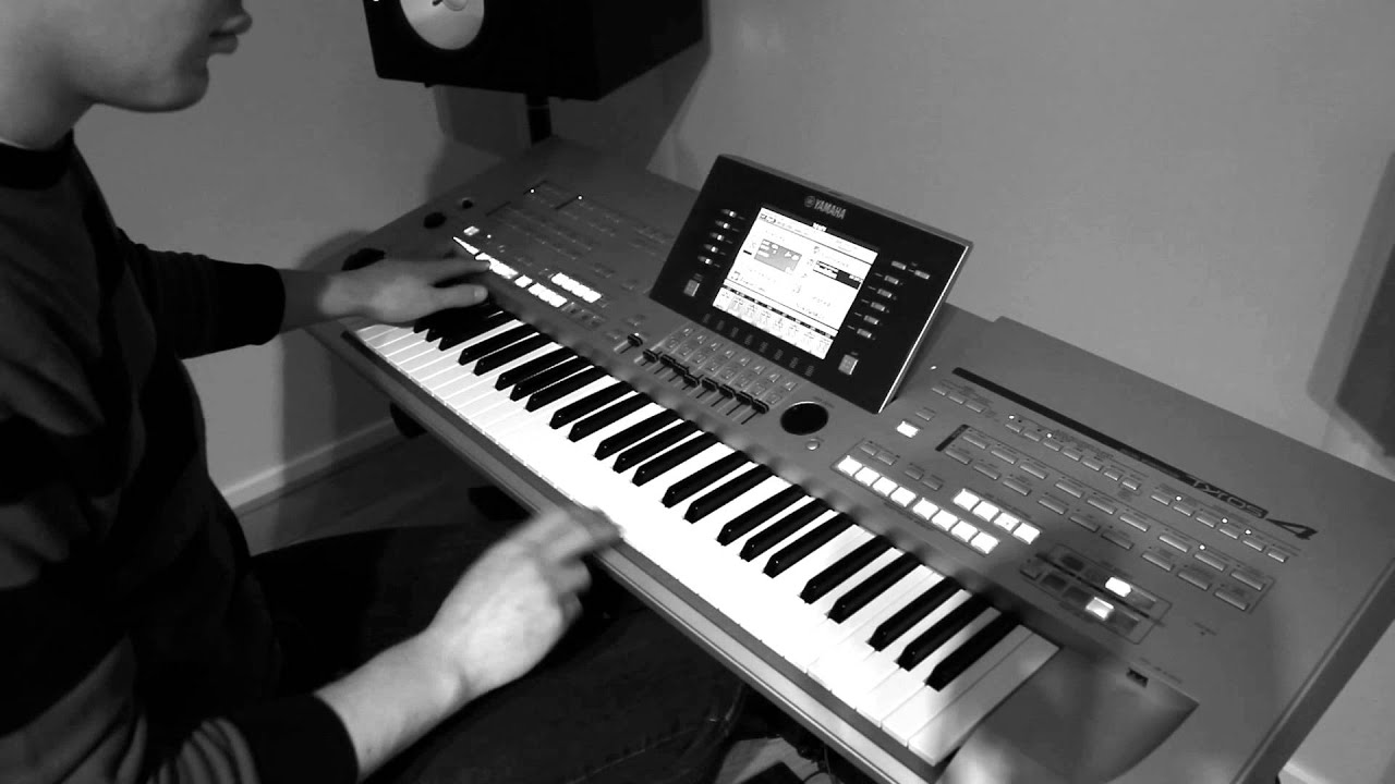 Nothing Else Matters - Improvised - Tyros4