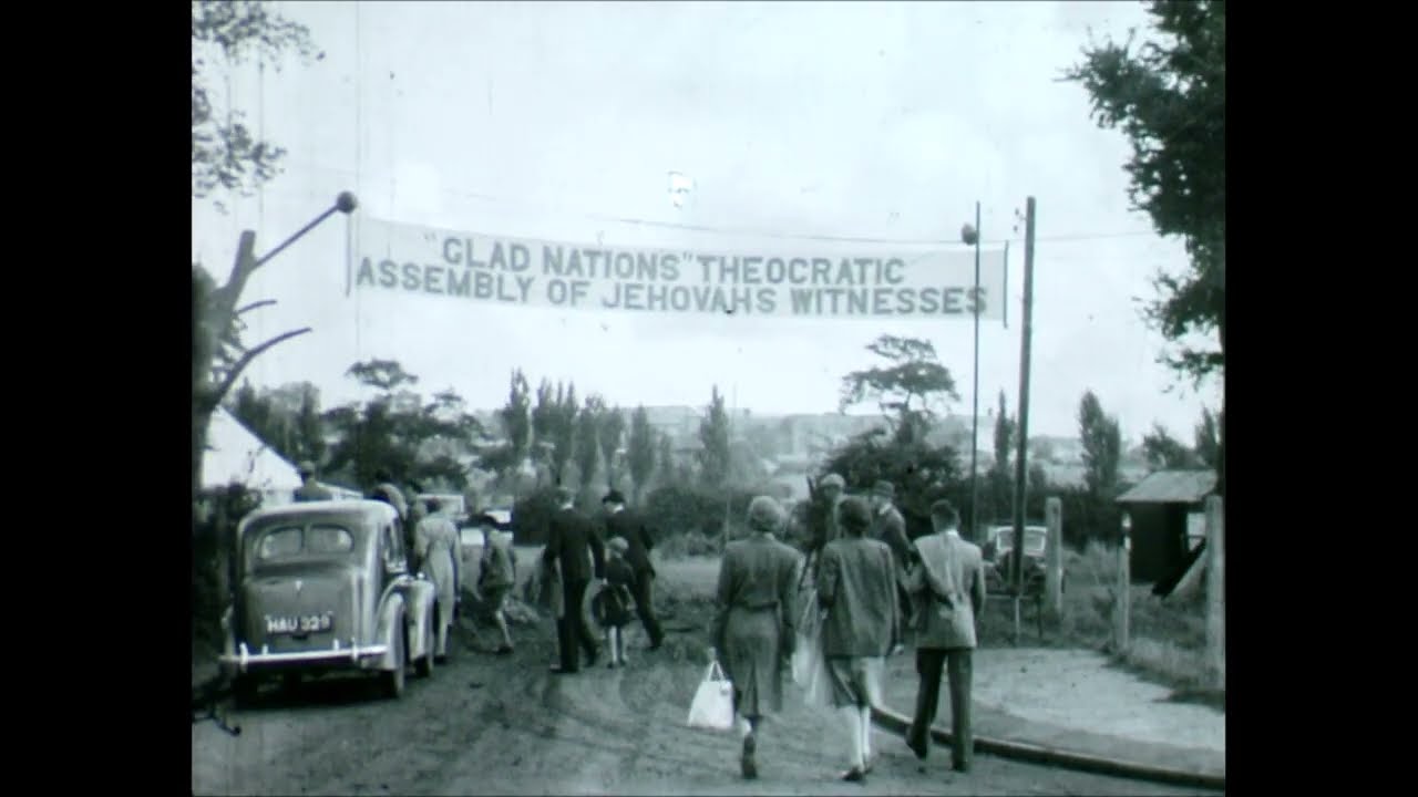 Jehovah's Witnesses, 1946 Glad Nations Theocratic Assembly, Bristol England.