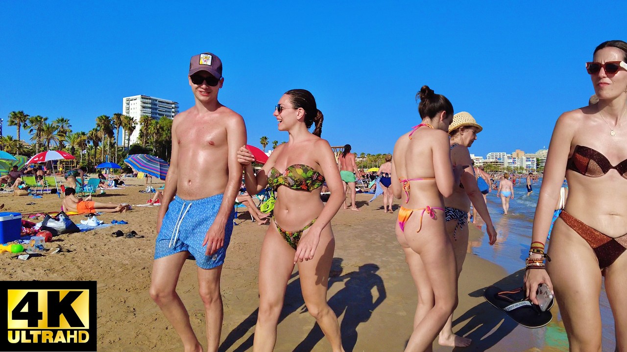 🏖Spain Beach Walk ☀️ Salou Beach🇪🇸