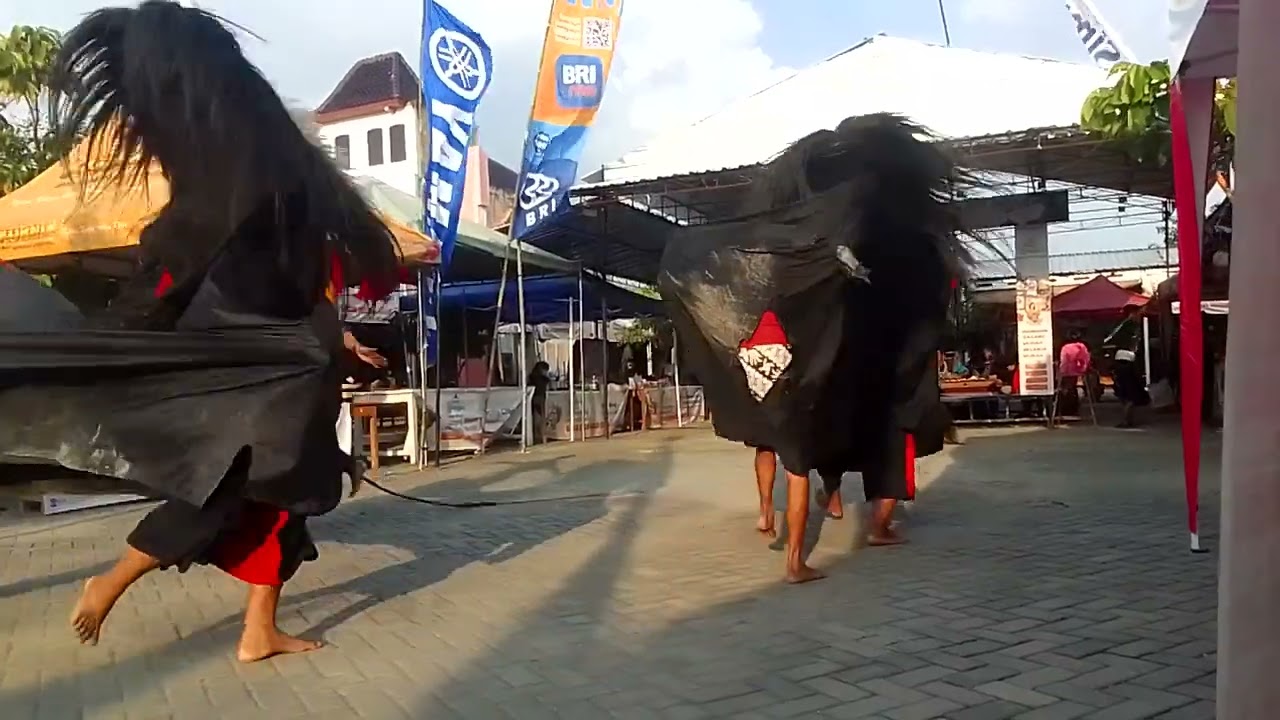 Geger reyog singo barong ngamuk.. !! //Taman kuliner Simpang 5 Purwodadi.