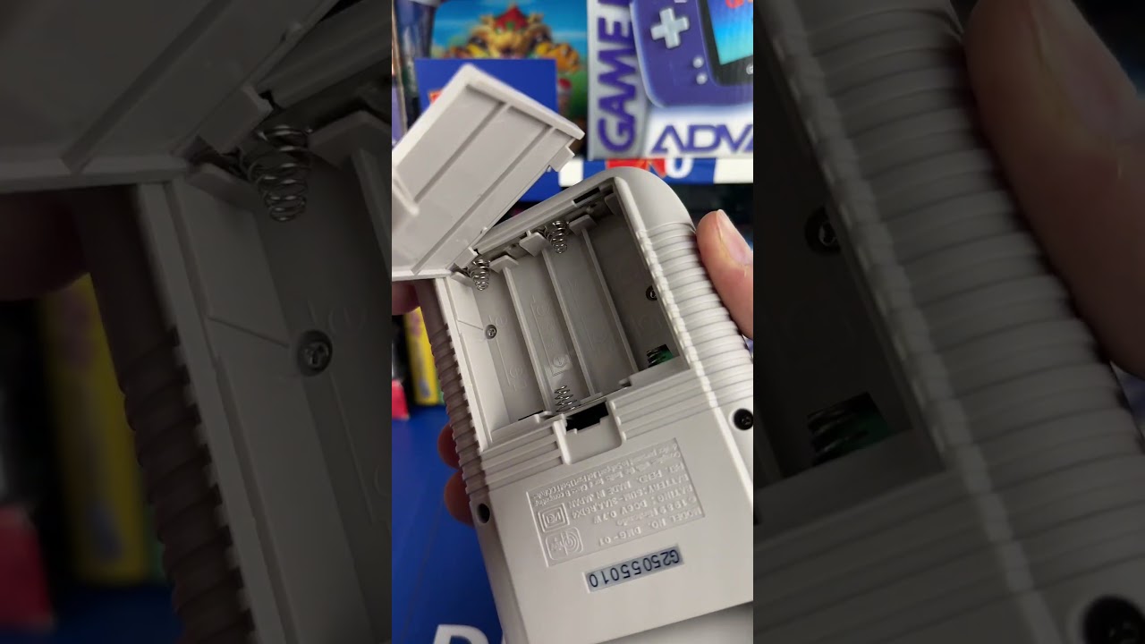 Unboxing a Nintendo Gameboy From DKOldies #gameboy #shorts