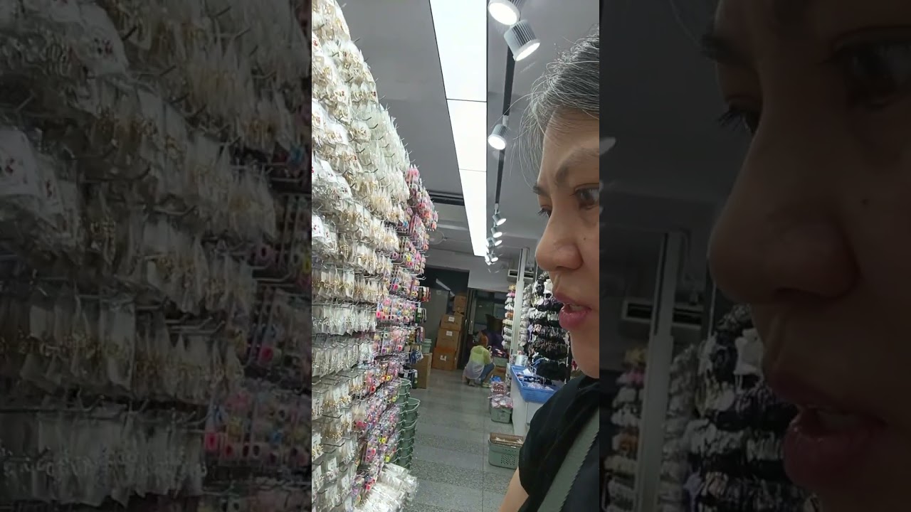 Sightseeing inside the store thailand products 🇹🇭