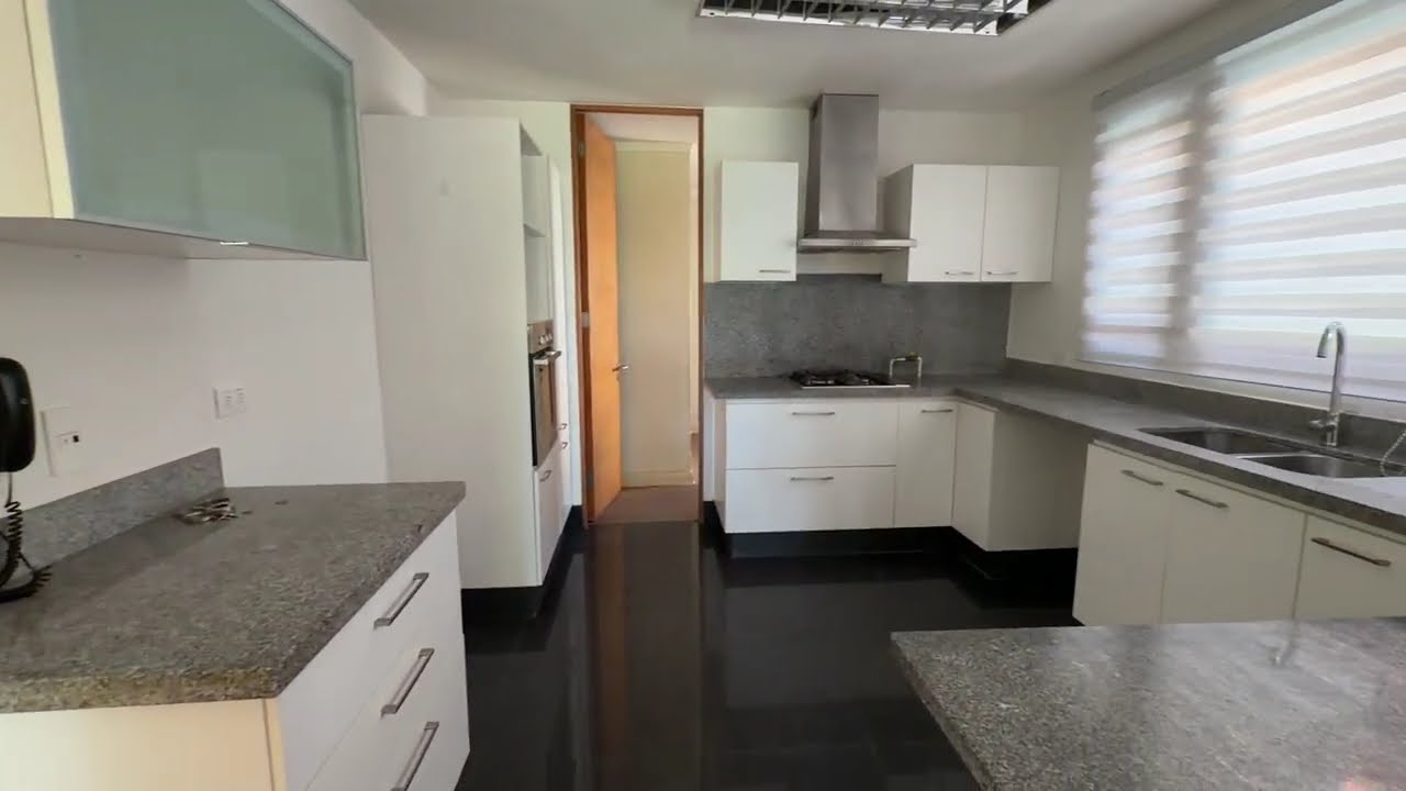 COD 5827 Casa en venta  UF 16.800 y Arriendo UF 62 Piedra Roja, Chicureo 4D+4B+Servicio+Piscina