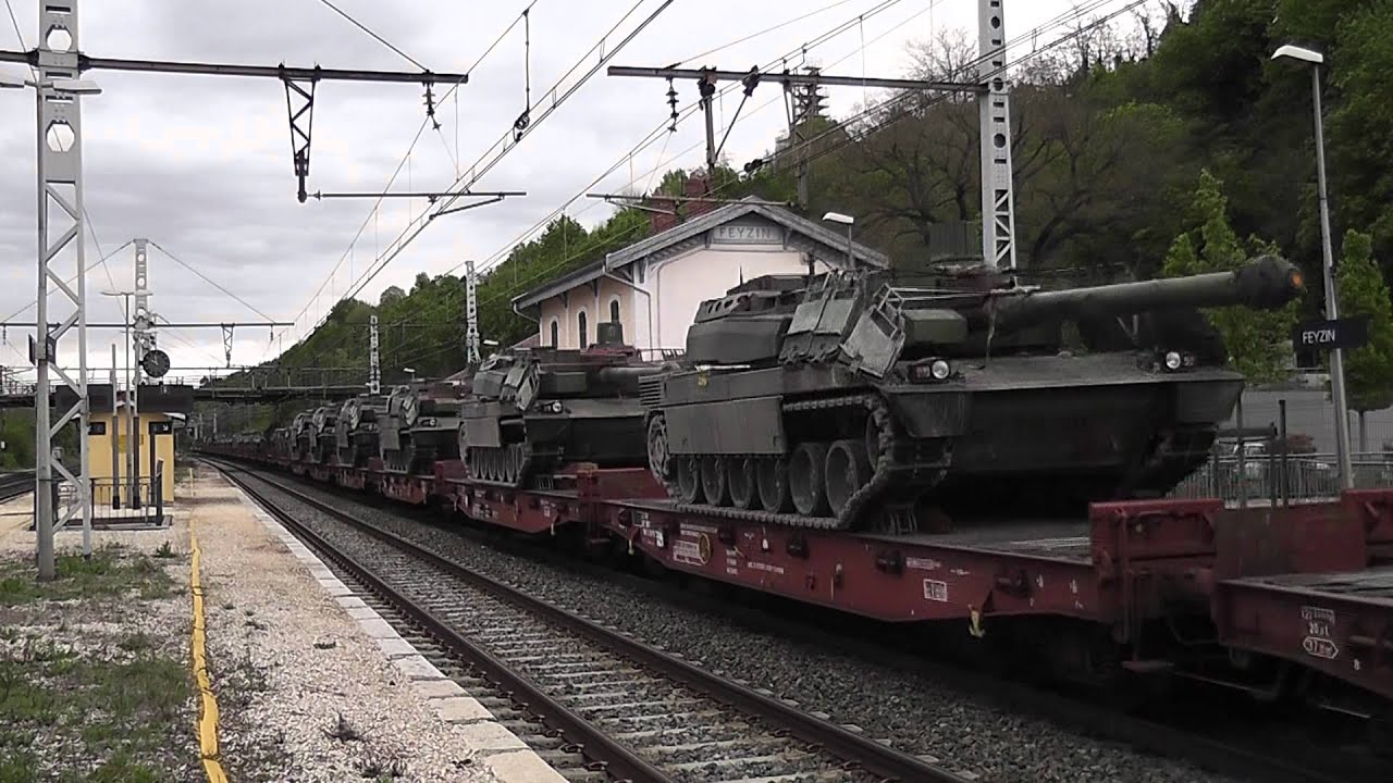 train militaire.