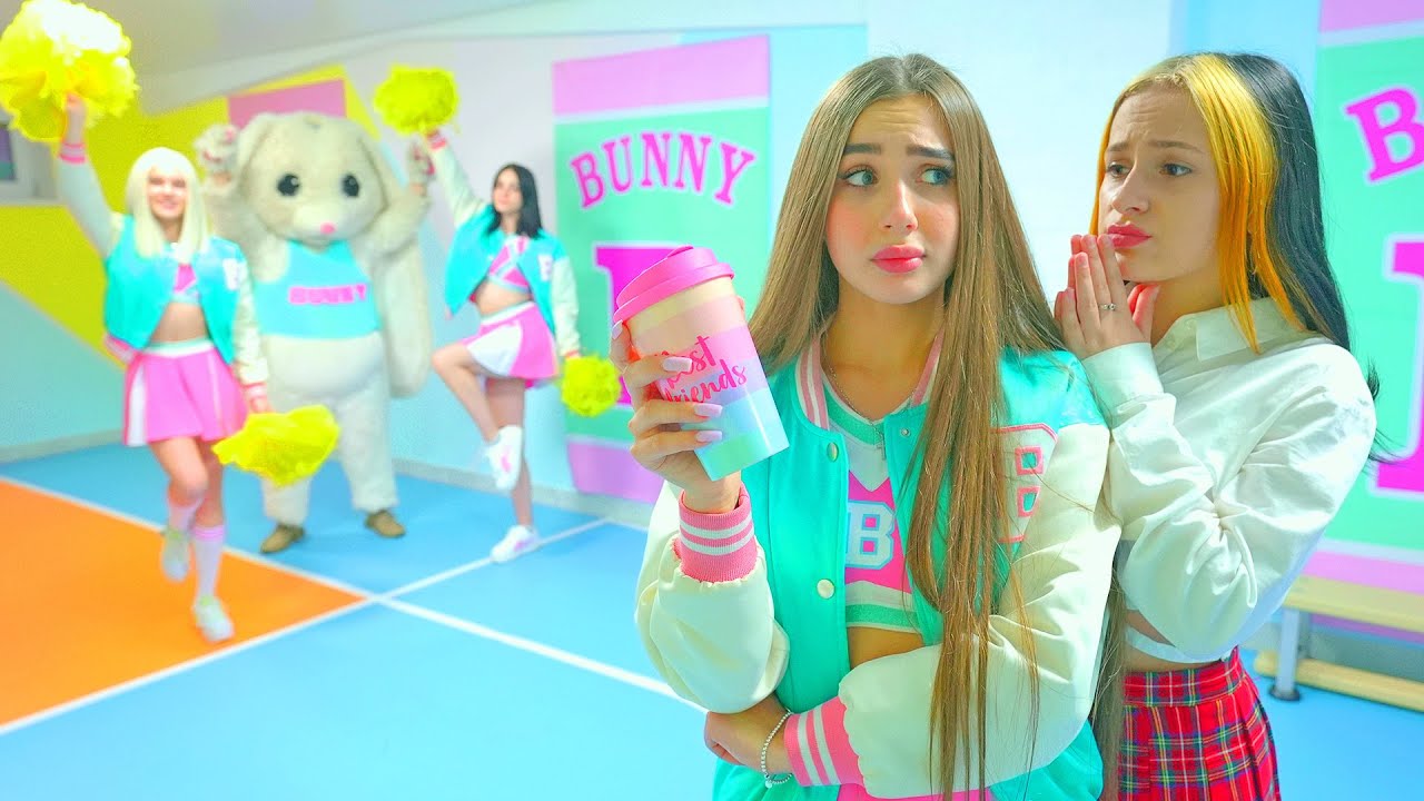 Difficult choice for Diana! To bring Nastya back, Diana needs to kick off new cheerleader from Bunny