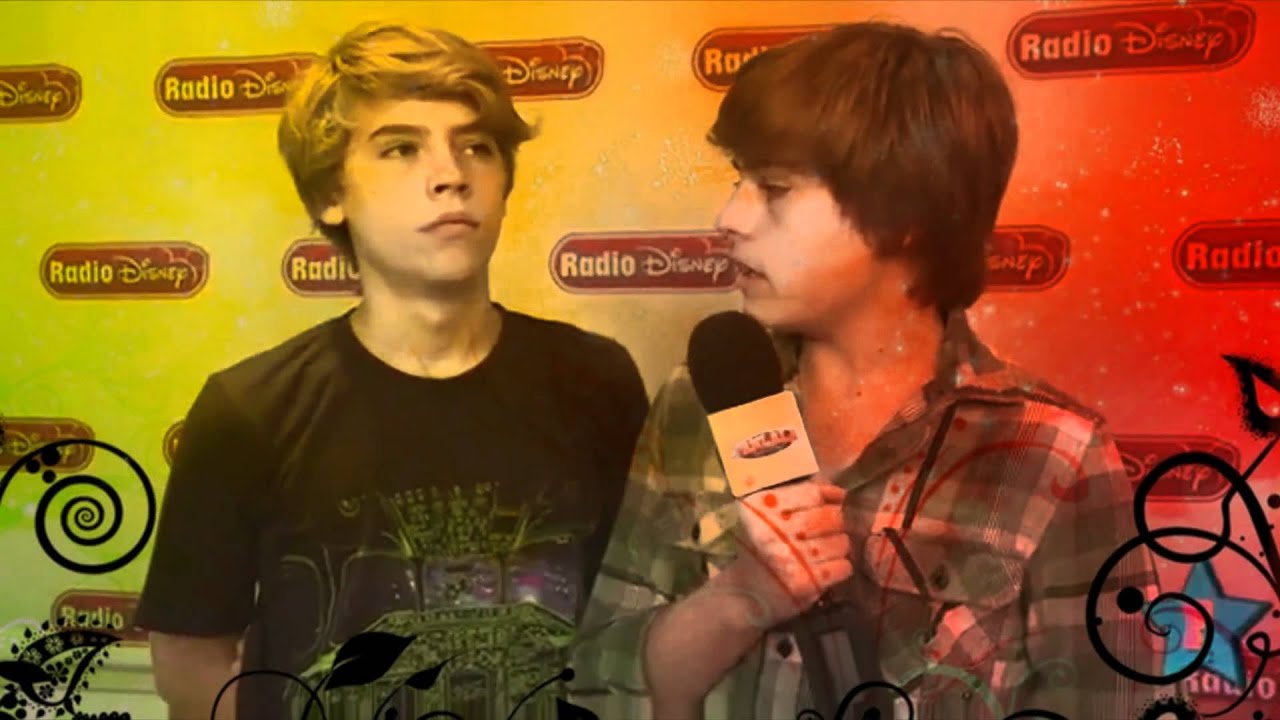 Dylan & Cole Sprouse // Bubbly