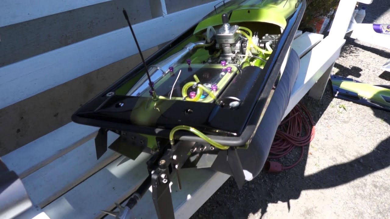 Rio 51 gasoline boat with electric start