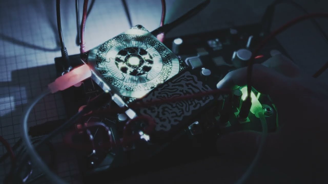 Instruo Pocket Scion + Make Noise strega 