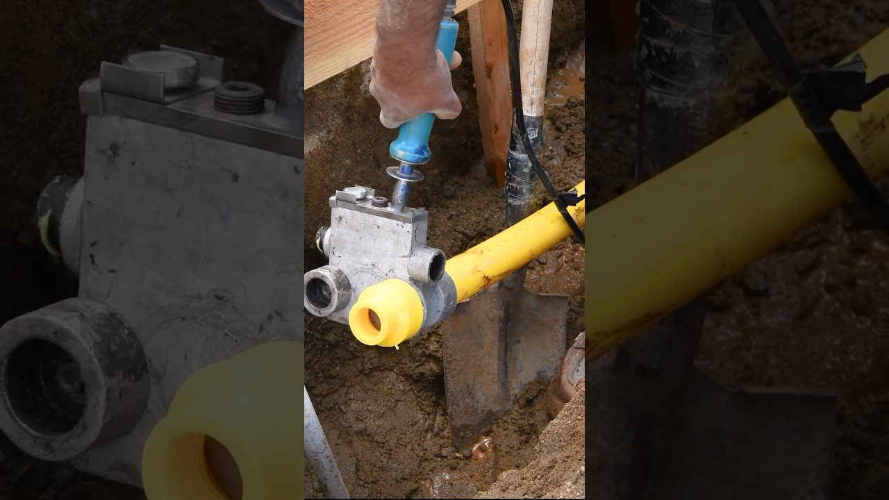 Gas pipe #installation #constructionwork #processvideo #construccion #gasline