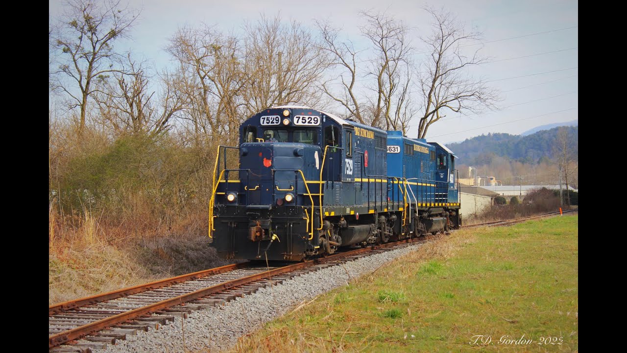 Blue Ridge Scenic Railway Power Move: L&N 