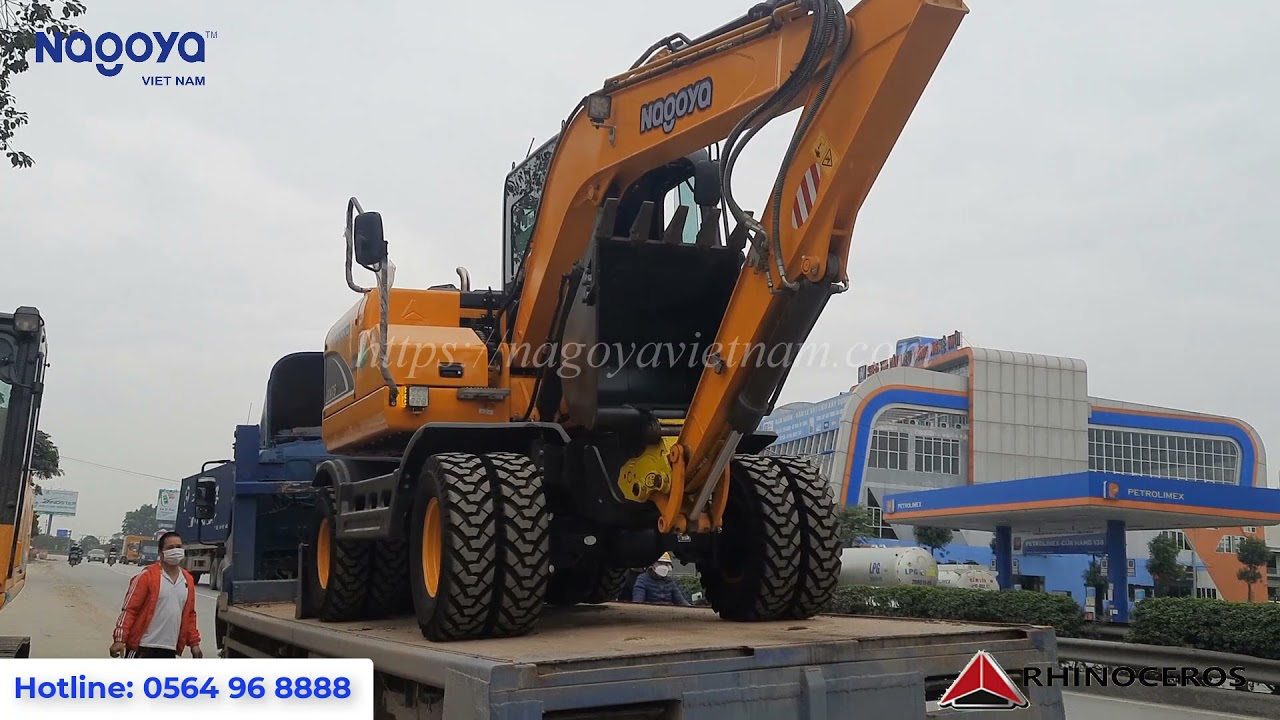 B&agrave;n giao m&aacute;y x&uacute;c đ&agrave;o Rhinoceros XN75