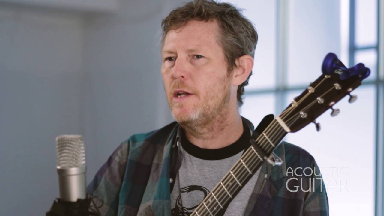 Robbie Fulks Performs 