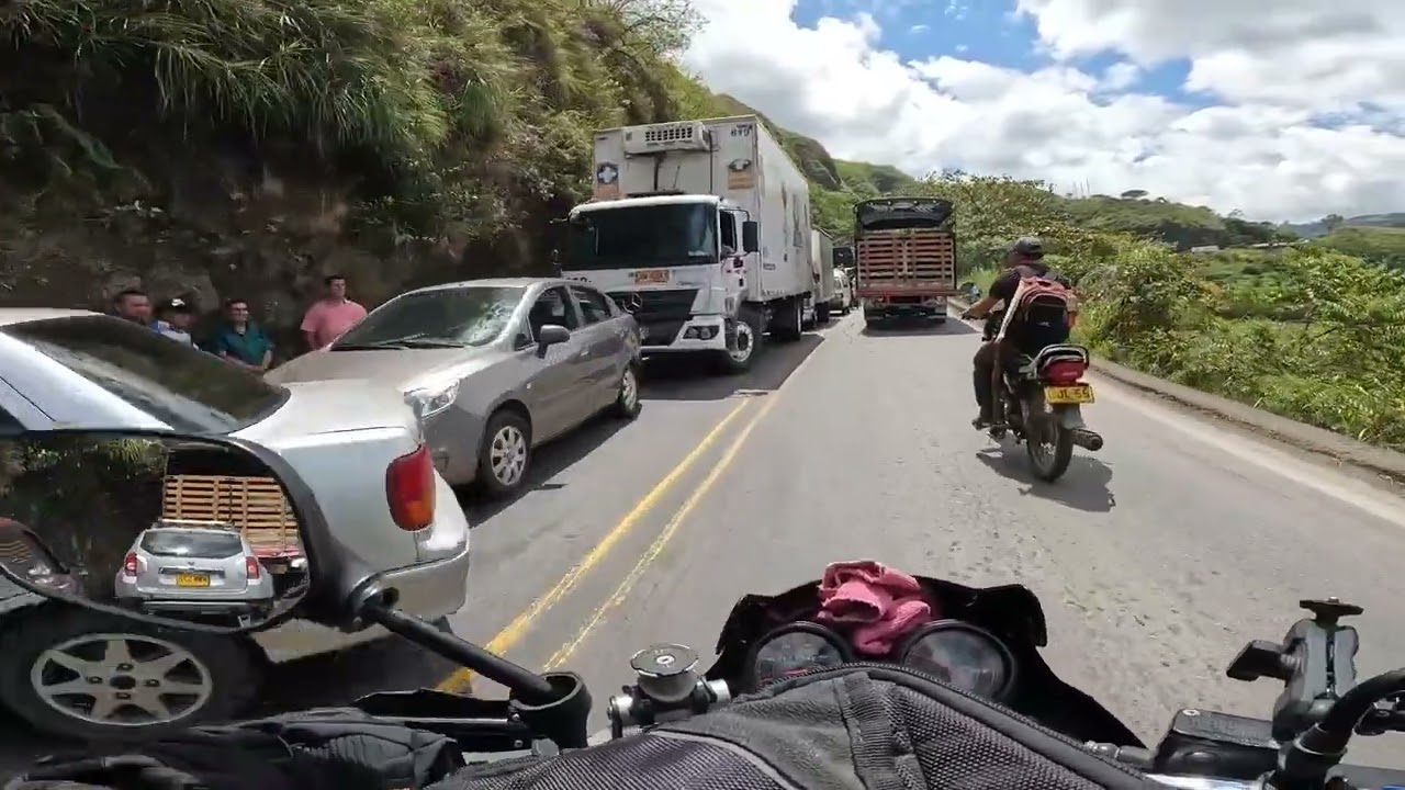😱ME VOY PARA COLOMBIA.