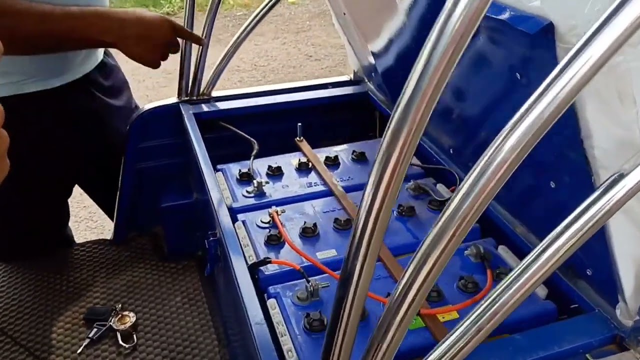 TOM-TOM E-RICKSHAW BRAND