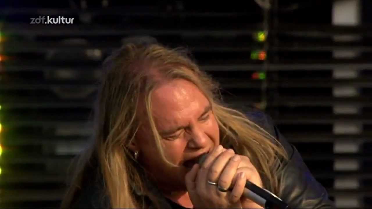 Helloween - March Of Time - Live  Wacken Open Air 2011 (HD)