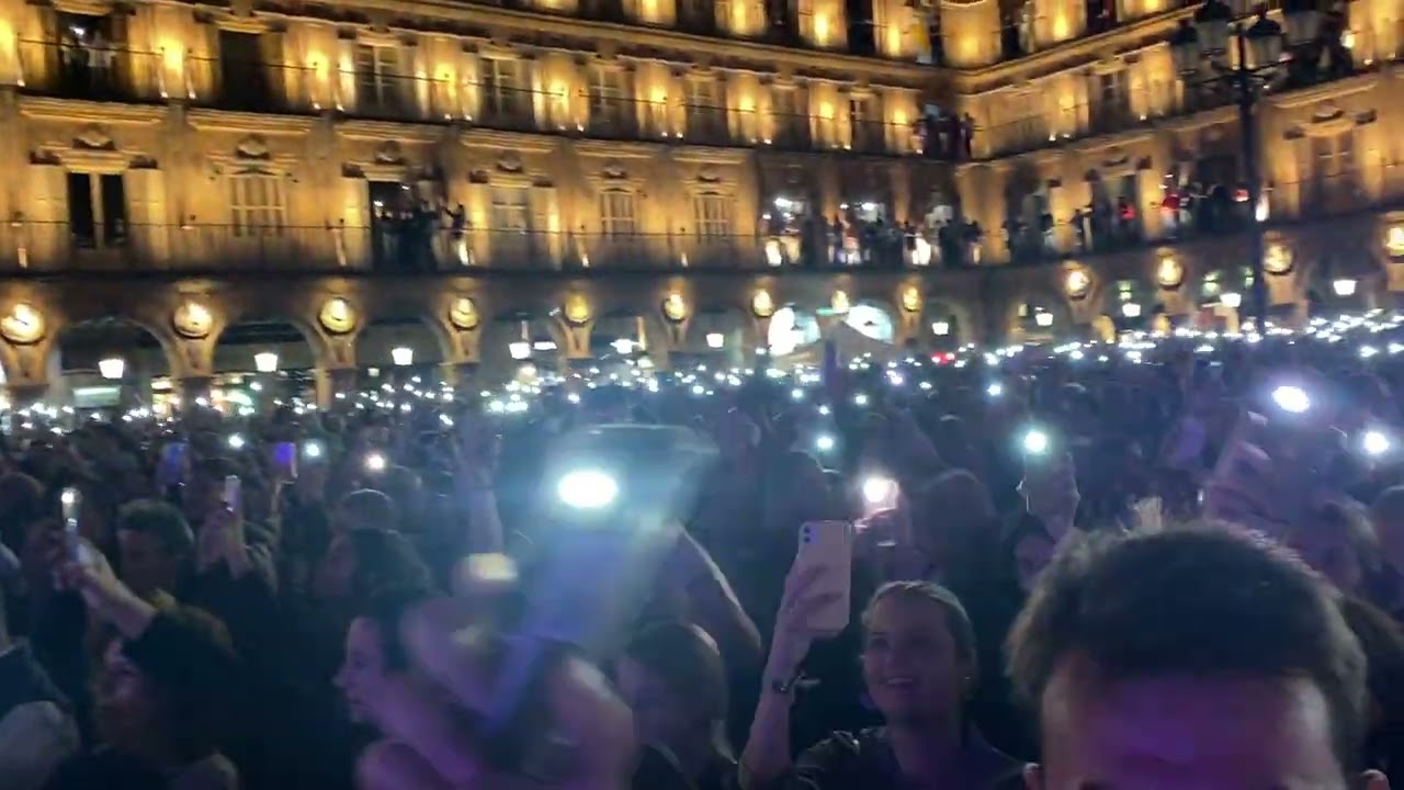 EL ARREBATO A MI NA MA DIRECTO PLAZA MAYOR DE SALAMANCA SEPTIEMBRE 2022