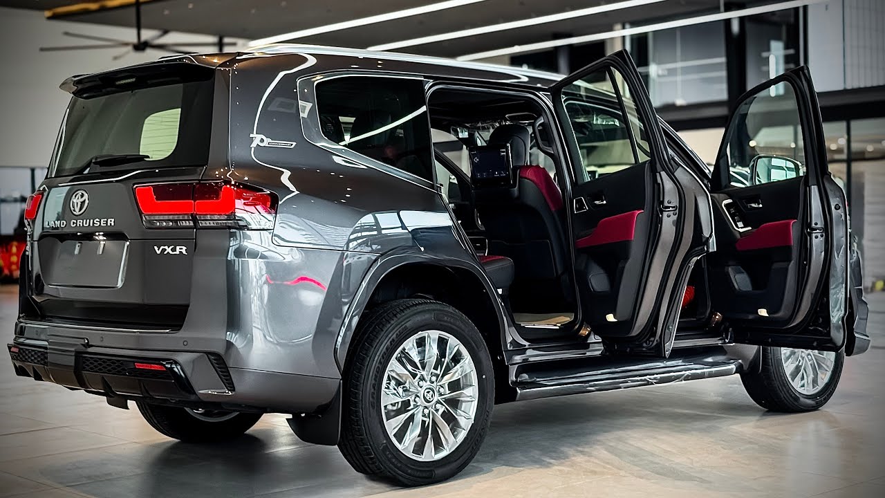 New TOYOTA LAND CRUISER LC300 VX-R - 3.3L V6 Powerful Luxury 7-Seater SUV