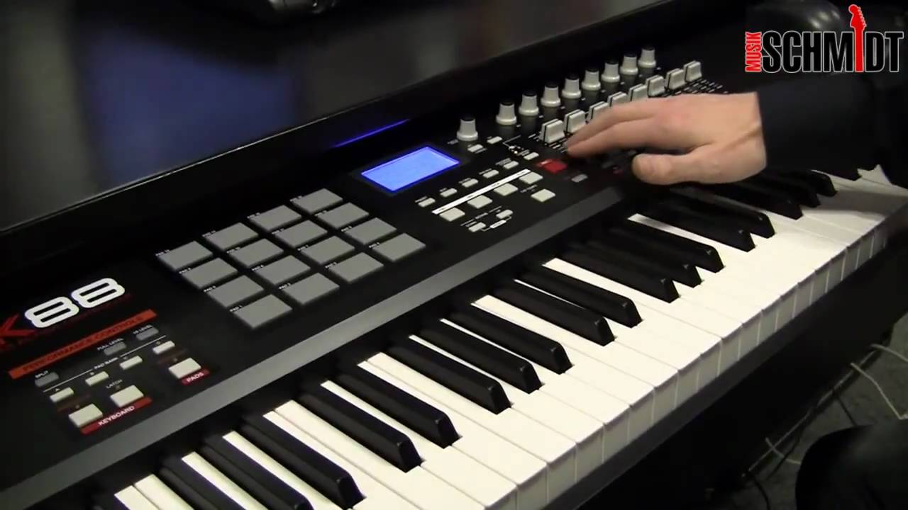 Akai MPK-88 [engl.]