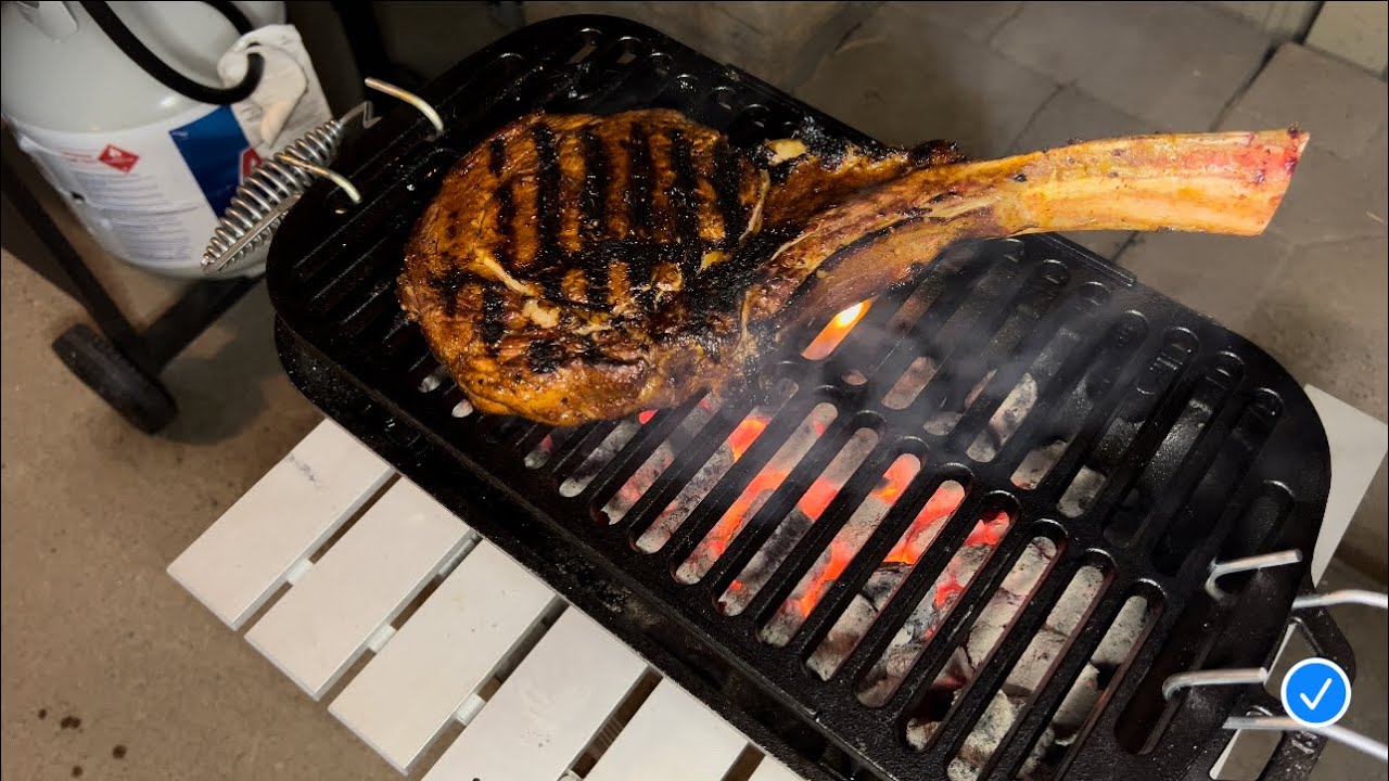 Распаковка: гриль Lodge Sportsman Pro Grill 2022 года выпуска #castiron #lodgecastiron #castironc...