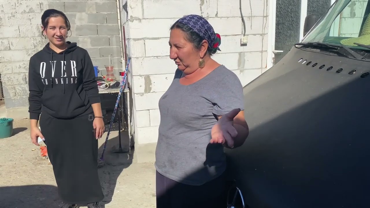 CUTUNIȚA REVOLTATA PE PATROANA CA NA CHEMATO ȘI PE IA LA PETRECERE