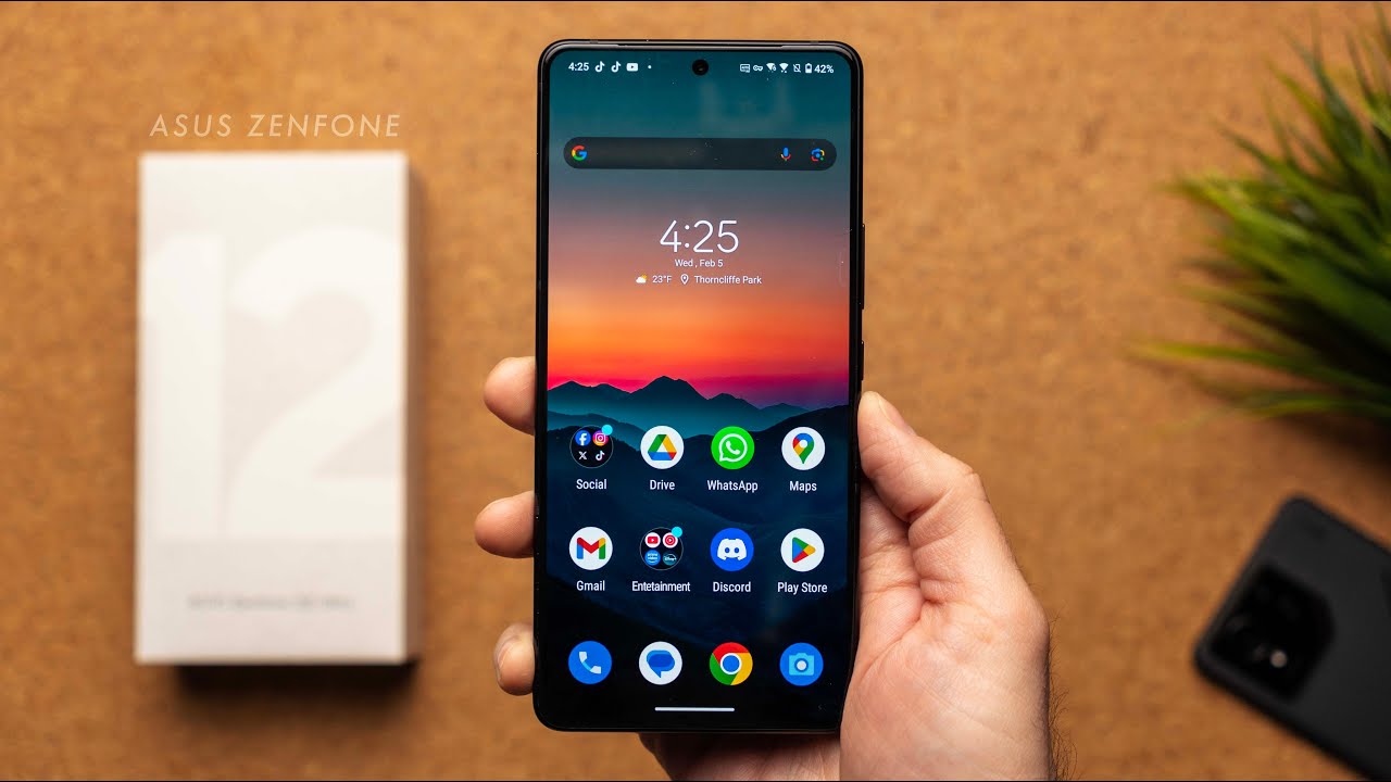 ASUS Zenfone 12 Ultra Review - Is This Phone Even Trying?