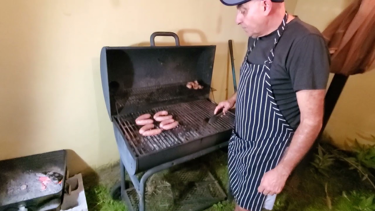 Como asar chorizos parrilleros