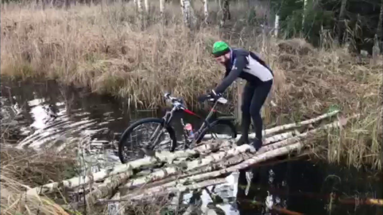 Uhti, uhti uhkesti!