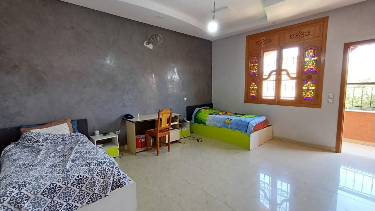 همزة فيلا للبيع فقلب مدينة مراكش للمزيد من المعلومات تواصلو معي فهاد الرقم 0706426213