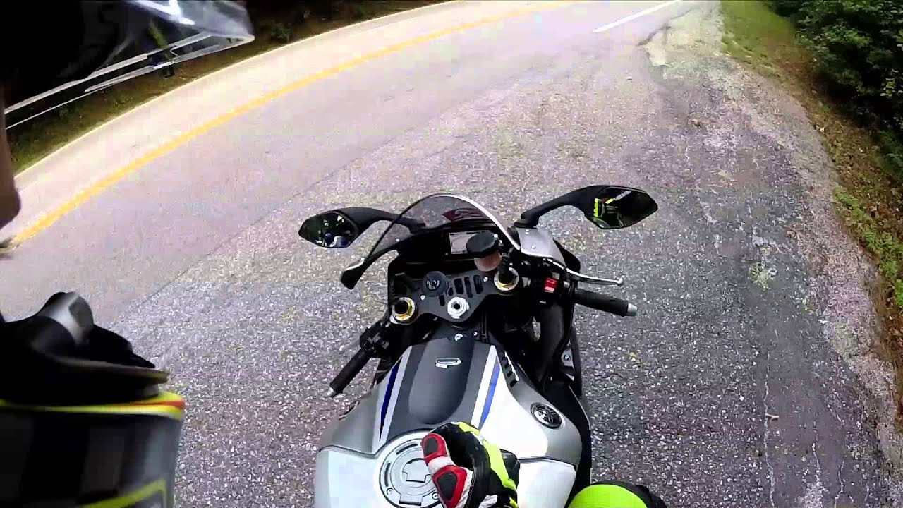 R1M Out for a Group Ride in the Mountains - Motovlog