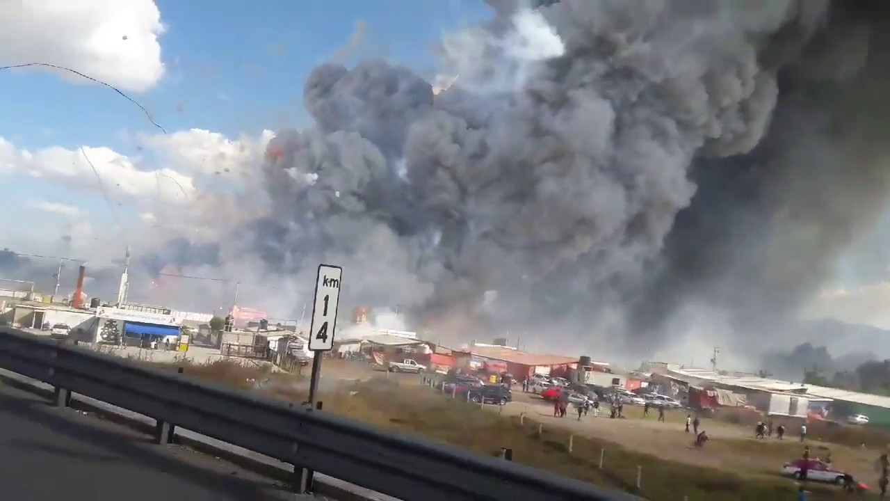 Explosion De Coheteria En Mexico