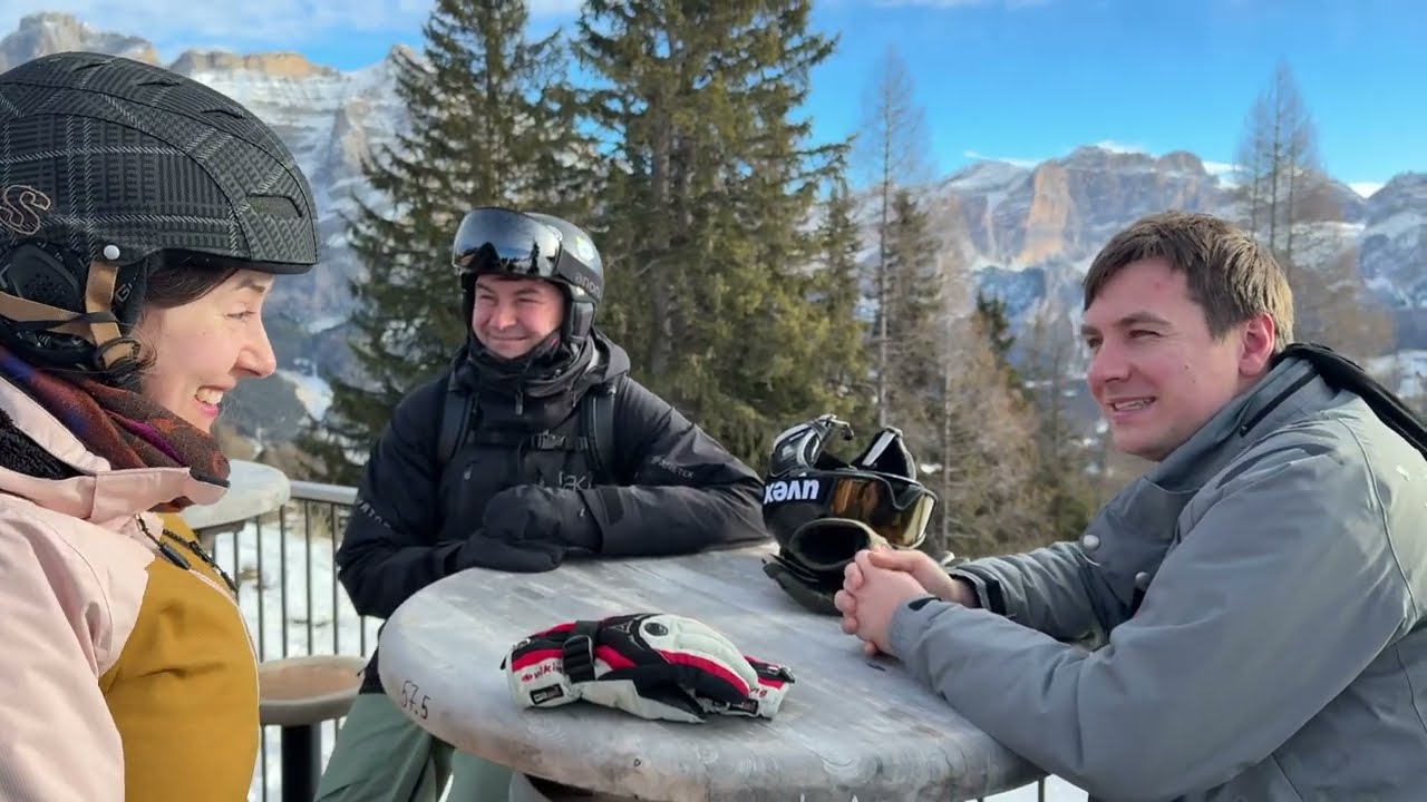 Kemping w Dolomitach - Snowboard rano, praca popołudniu - Corvara / Colfosco [CC] Dec 2025