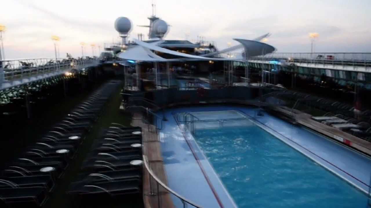 Pullmantur Sovereign. 