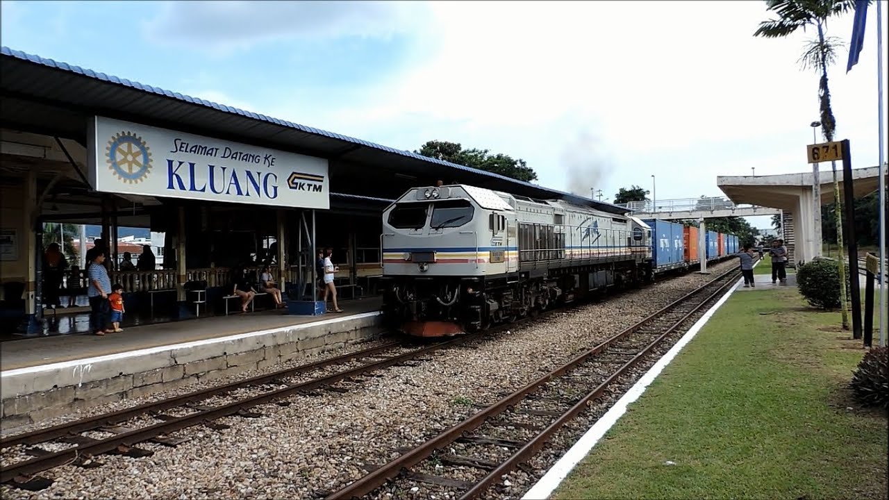 6/12/2014 KTM KM671 Kluang Station