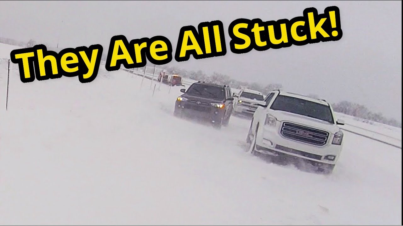 Highway Backup Snowstorm Pileup 