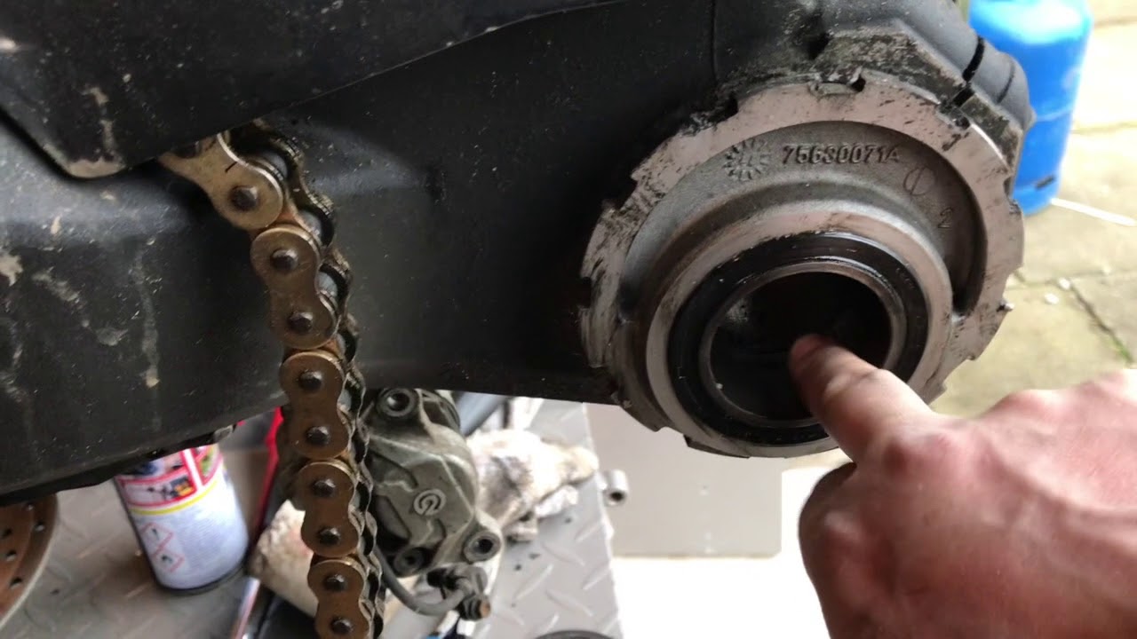 MTS1200S (2011) Rear Hub Removal